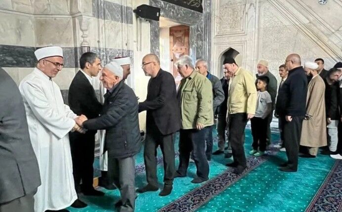 Vali Aktaş, İmaret Camii’nde Bayramlaşmaya Katıldı