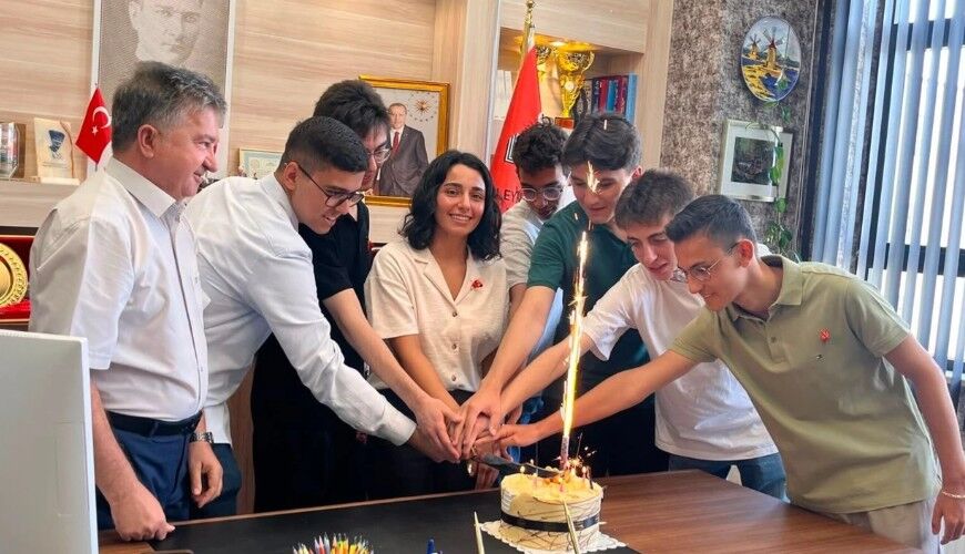 Süleyman Demirel Fen Lisesi'nden YKS'de büyük başarı