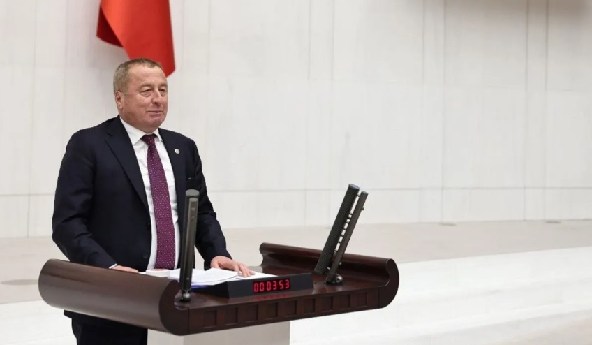 Olgun, "Afyon Ege’nin sonuncusu oldu, birlikte başardınız, bırakın şovu!”