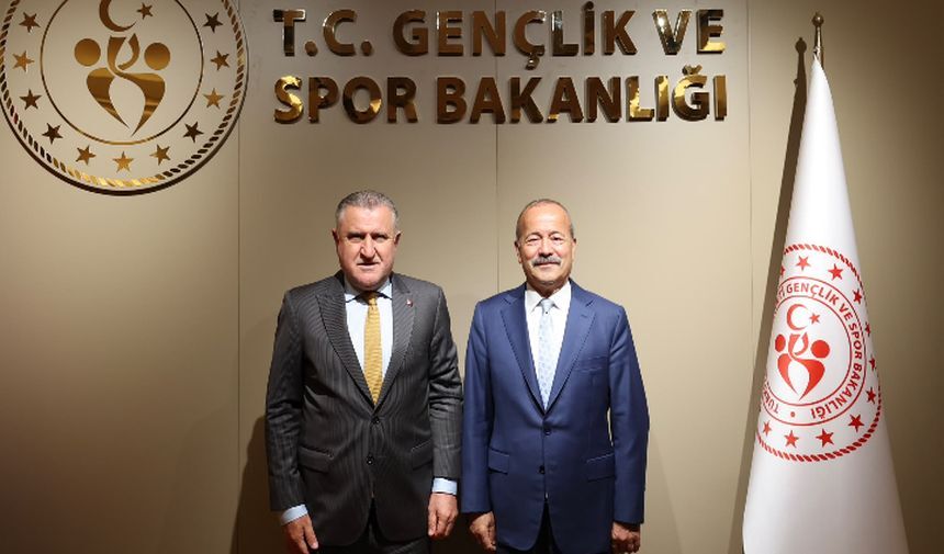 Taytak, Bakan Bak ile Afyonkarahisar’ın Spor Yatırımlarını Görüştü