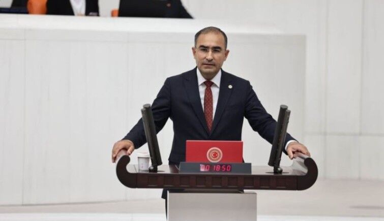 Arslan, “Bugün ülkemiz çocukları için tarihi bir gün.”