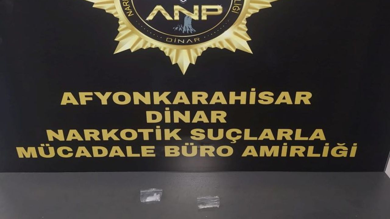 POLİS DİNAR'DA UYUŞTURUCU ELE GEÇİRDİ