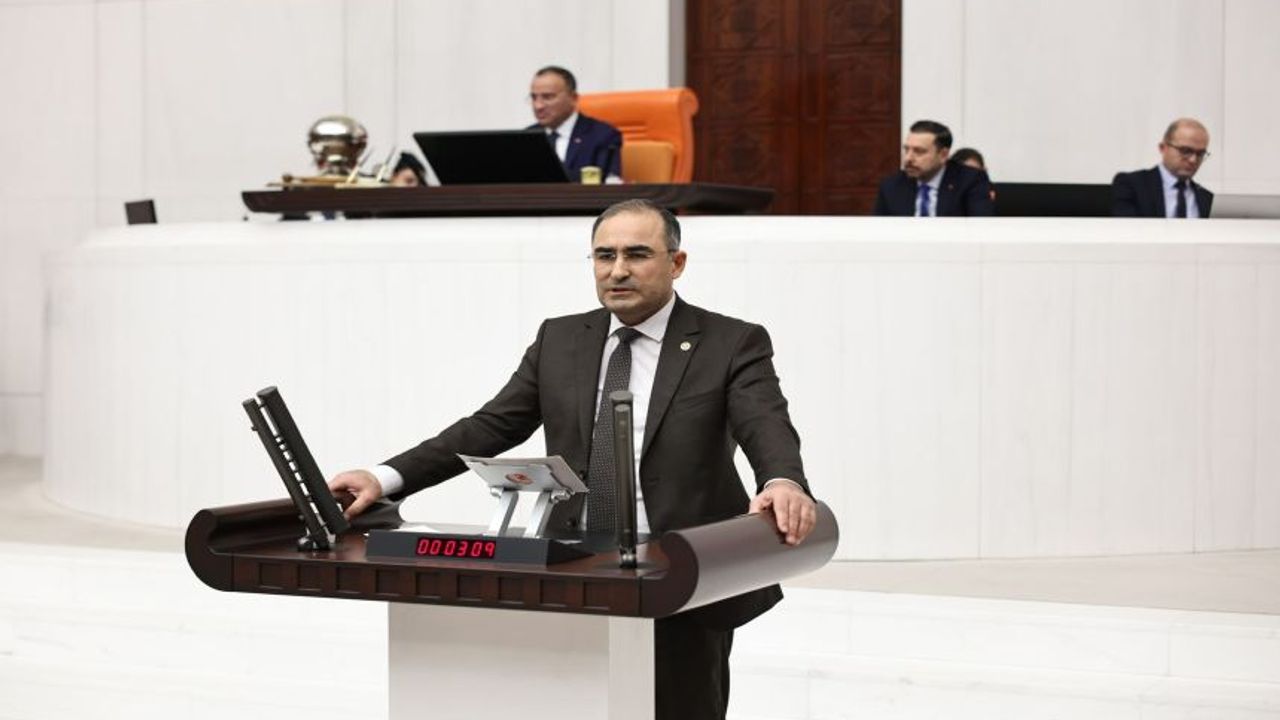 ARSLAN’DAN ŞEHİR HASTANELERİNİN ELEŞTİRİLMESİNE TEPKİ; EN PRESTİJLİ DONANIMA SAHİP