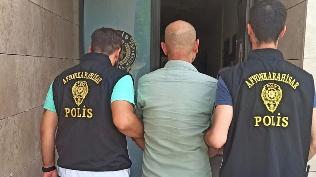 POLİS, HAPİS CEZASIYLA ARANAN ŞAHSI YAKALADI