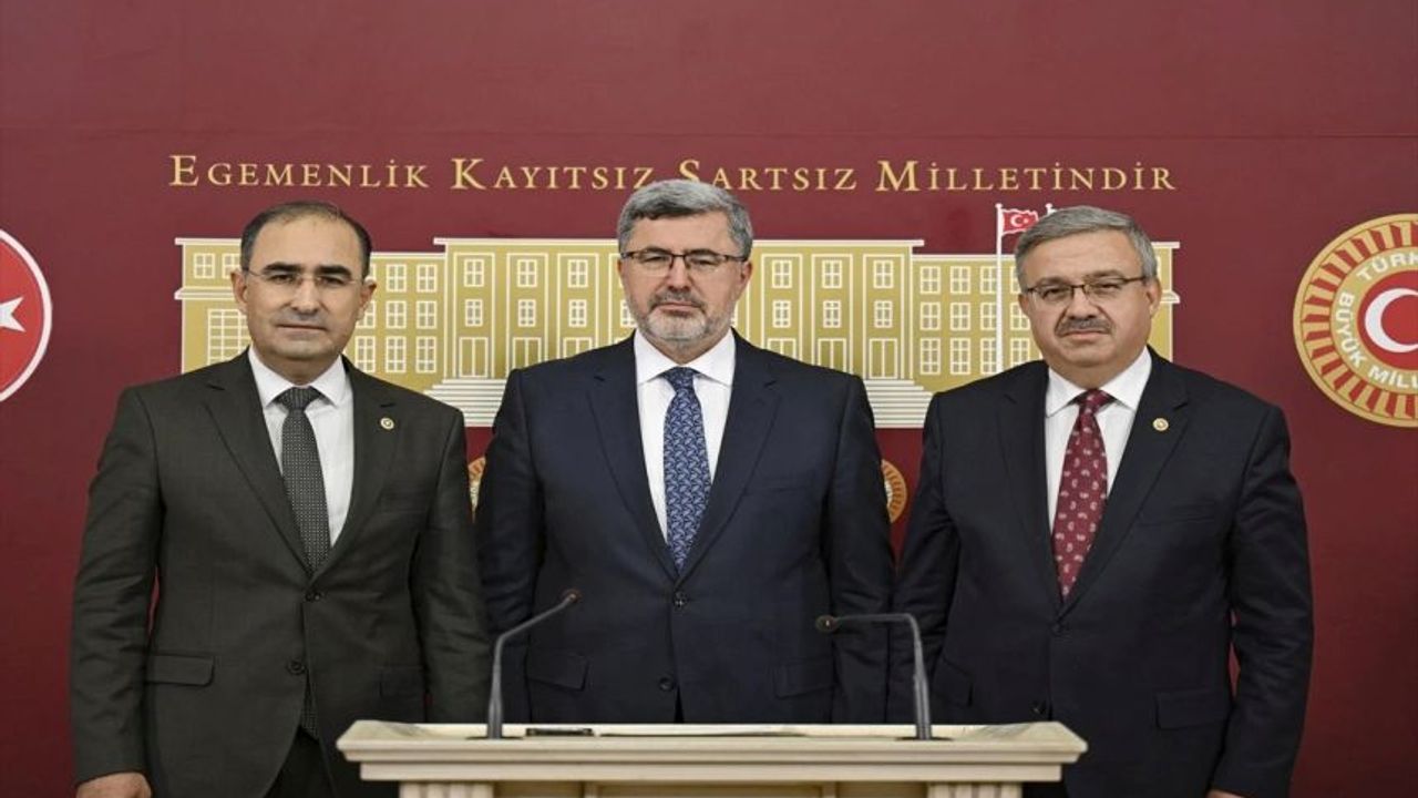 FRİGYA BİNİCİLİK VE OKÇULUK MERKEZİ KISA SÜREDE TAMAMLANACAK