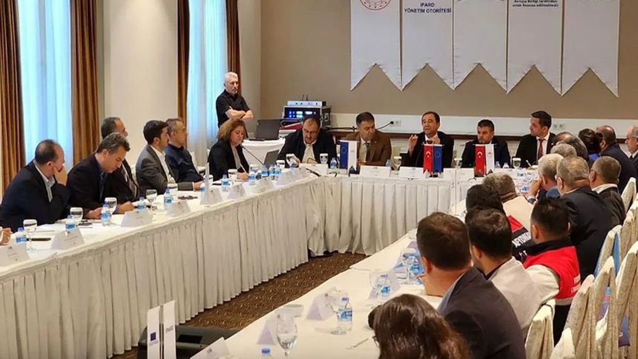 TARIM POLİTİKASI TOPLANTISINA AFYON EV SAHİPLİĞİ YAPTI.