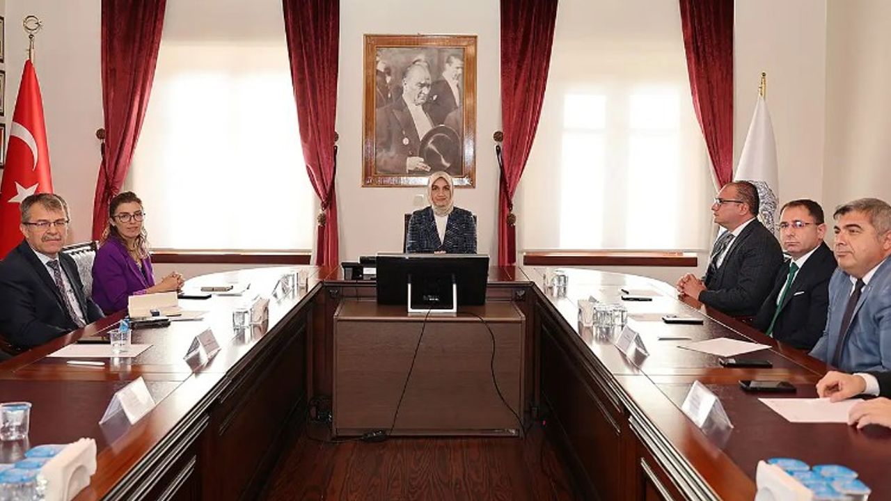 “BU YIL AFYON'DA 8 BİN 968 KİŞİ İŞE YERLEŞTİ”