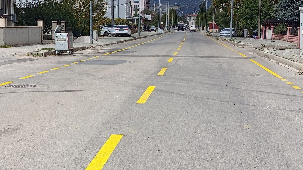 Dinar’ın Tüm Noktalarına Yol Şeritleri Çizildi