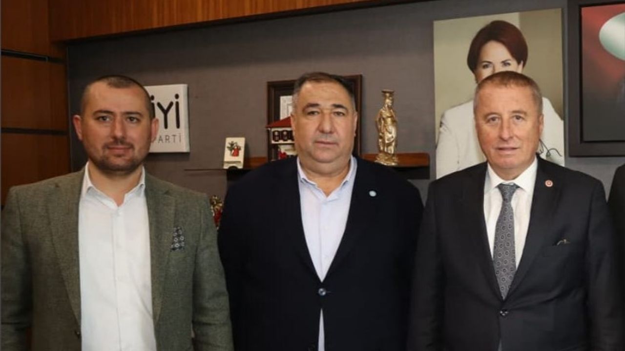 “Birlikte Daha Güçlüyüz” İzzet Köken Yeniden Adaylığını Açıkl