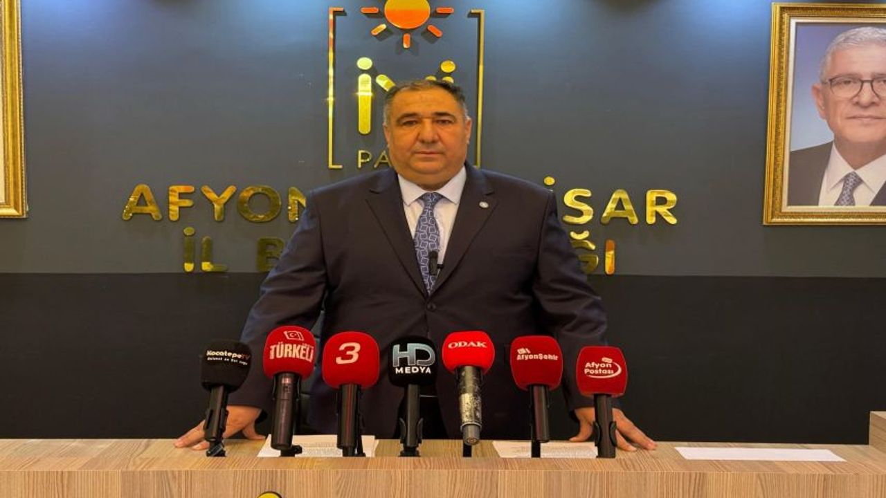 Mısırlıoğlu, “Takke Düştü, Kel Göründü!”