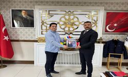 BAŞKAN AYNACI’YA  ÜLKÜ OCAKLARINDAN ZİYARET