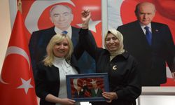 ÇENGEL’DEN CUMHUR İTTİFAKI’NA ANLAMLI HEDİYE KARDEŞLİK VE BİRLİK TABLOSU