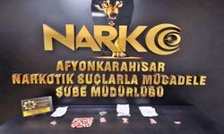 POLİS UYUŞTURUCU TACİRLERİNE FIRSAT VERMİYOR