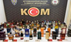 POLİS, KAÇAK İÇKİ VE FİŞEK ELE GEÇİRDİ