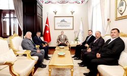 VALİ YİĞİTBAŞI, DİNAR AK PARTİ HEYETİNİ MAKAMINDA KABUL ETTİ
