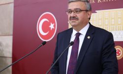 “GENÇLERİMİZ BAĞIMSIZLIK MÜCADELEMİZİN TEMİNATIDIR”