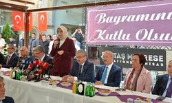 BAYRAMLAŞMA TÖRENİ TAŞ MEDRESEDE GERÇEKLEŞTİRİLDİ