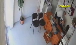 DAZKIRI'DA BİR DEVLET MEMURU, EMLAKÇI VATANDAŞI DARP ETTİ