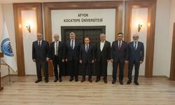 MİLLETVEKİLLERİNDEN REKTÖR KARAKAŞ’A ZİYARET
