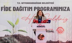 Afyonkarahisarlı üreticilere sebze fidesi dağıtımı gerçekleştirildi.