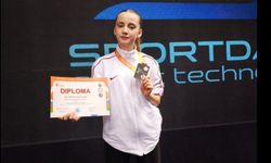 AFYON’UN GURURU ZEYNEP NAZ, GÜMÜŞ MADALYA KAZANDI