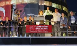 BAŞKAN BURCU KÖKSAL’A, AYDIN MİTİNGİNDE YOĞUN İLGİ