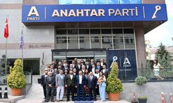 Anahtar Partide Bayrak Değişimi, Yeni Başkan Mazbatasını Aldı