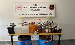 Jandarma Kaçak Alkol Ele Geçirdi