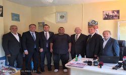Yeni Yol Partisi Genel Başkanı Celal Mümtaz Akıncı Şuhut’ta Esnaf Ziyaretinde Bulundu