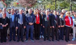 CHP İl Başkanı Karadeniz: “Biz, bu Cumhuriyet'i kuranlara minnettarız”