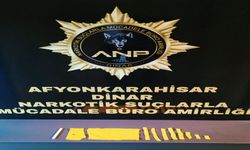 Polis Peçeteye Emdirilmiş Uyuşturucu Ele Geçirdi