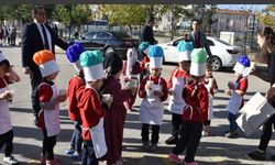 Afyon'da 24 Bin Öğrenciye Her Sabah Sıcak Tarhana Çorbası