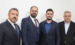 Anahtar Parti'den Sandıklı ve Dinar'da Bayrak Değişimi