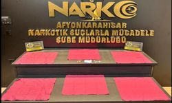 Polis Peçeteye Emdirilmiş Uyuşturucu Ele Geçirdi
