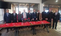 Afyon'daki Siyasi Partilerden Bayrağa Saldırıya Ortak Tepki