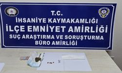 Polis İhsaniye’de Uyuşturucu Ele Geçirdi