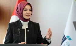 Bakan Göktaş Yılın "Kadınanası" Seçildi!