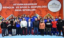 Gençler Serbest Güreş Müsabakaları Sona Erdi