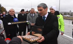 Vali Aktaş, Uygulama Noktasında