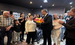 Otizmli Çocuklardan Rektör Aslan’a Tıp Bayramı Sürprizi