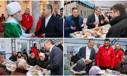Vali Aktaş, İftarını İmaret Camii’nde Vatandaşlarla Birlikte Açtı