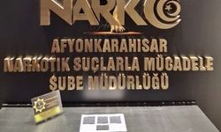 Polis Durdurduğu Araçta Uyuşturucu Ele Geçirdi