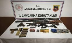 Sandıklı’da Silah Deposuna Baskın