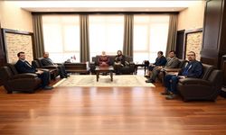 Kadınanalar Derneği’nden Akü Rektörlüğü’ne Ziyaret