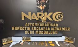 Polisten Uyuşturucu Satıcılarına Operasyon