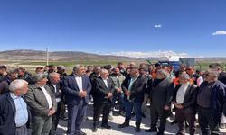 Karadeniz, “Emeğin adaletin ve hakkın yanındayız.”