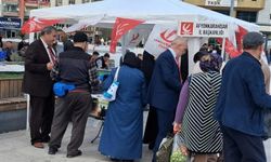 Yeniden Refah Partisi'nin İmza Kampanyasına Yoğun İlgi