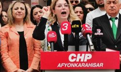 Kaya,"Dün 'Halk Düşmanı' Dediklerinin Bugün Rozetini Taktın"