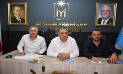 Mısırlıoğlu: “27 Haziran’da Afyon’dan Ankara’ya Türk Bayraklarıyla Akacağız”
