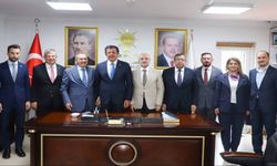 Genel Başkan Yardımcısı Zeybekci AK Parti İl Başkanlığı’nı Ziyaret Etti
